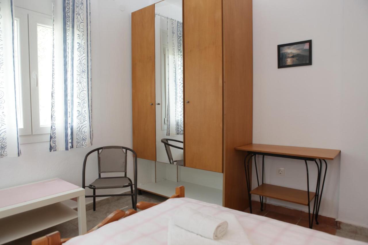 O Pyrgos Accommodations Panormos  Eksteriør bilde