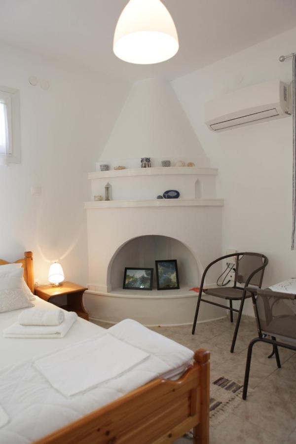 O Pyrgos Accommodations Panormos  Eksteriør bilde