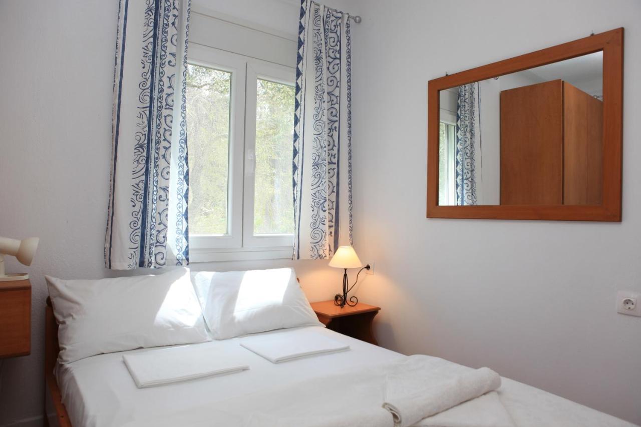 O Pyrgos Accommodations Panormos  Eksteriør bilde