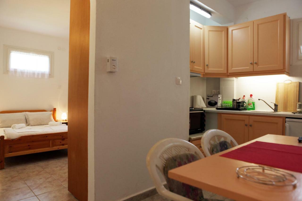 O Pyrgos Accommodations Panormos  Eksteriør bilde